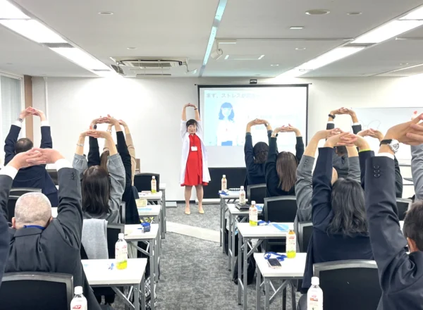 けんこう総研による夏バテ・感染症対策研修の様子（職場での健康管理講座の風景）