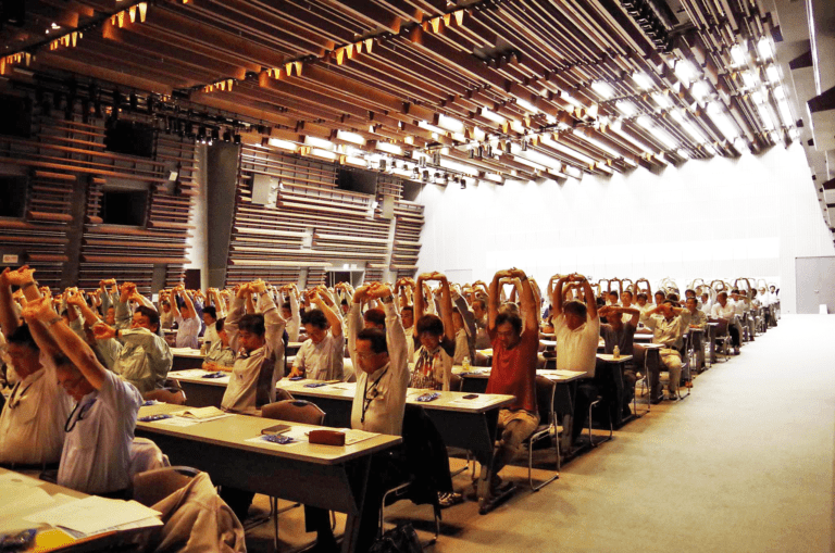 世紀東急工業株式会社でのストレスケア講演の様子